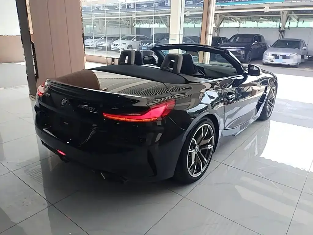 BMW Z4 — фото 7