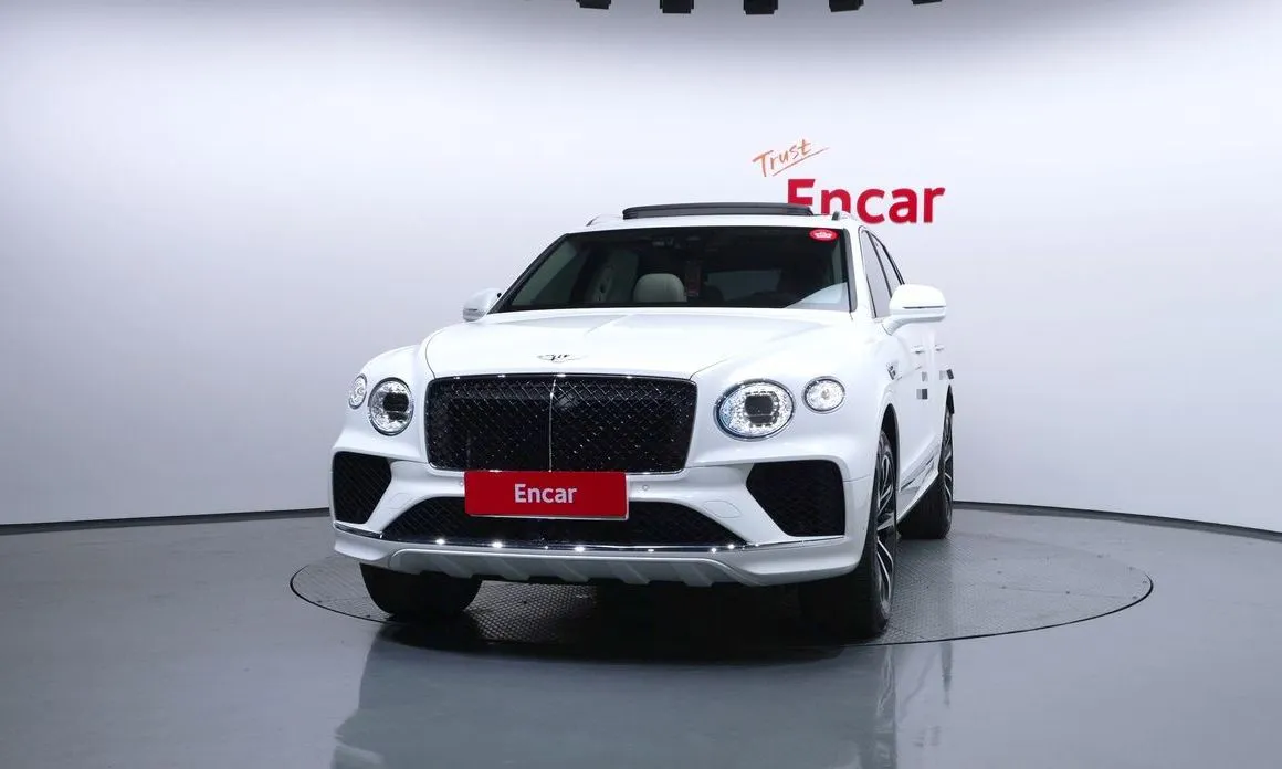 Bentley Bentayga 2024 из KR, фото 3