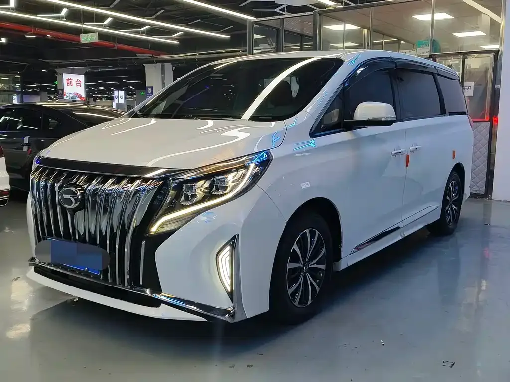 GAC Motor Trumpchi M8 — фото 1