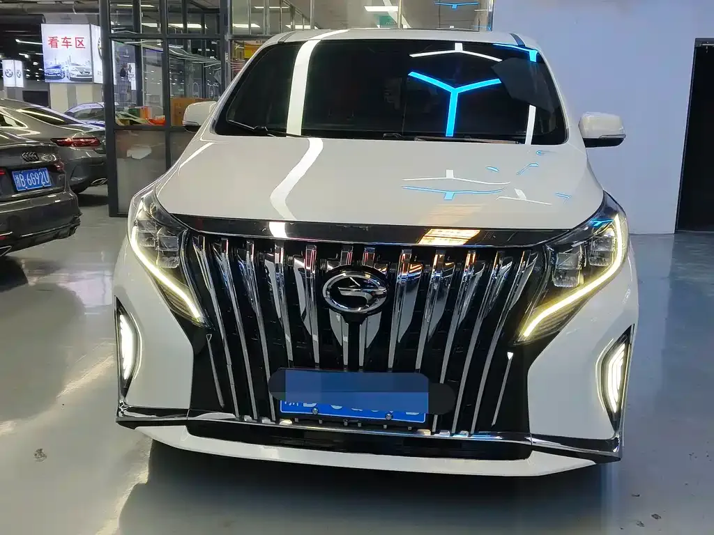 GAC Motor Trumpchi M8 — фото 4