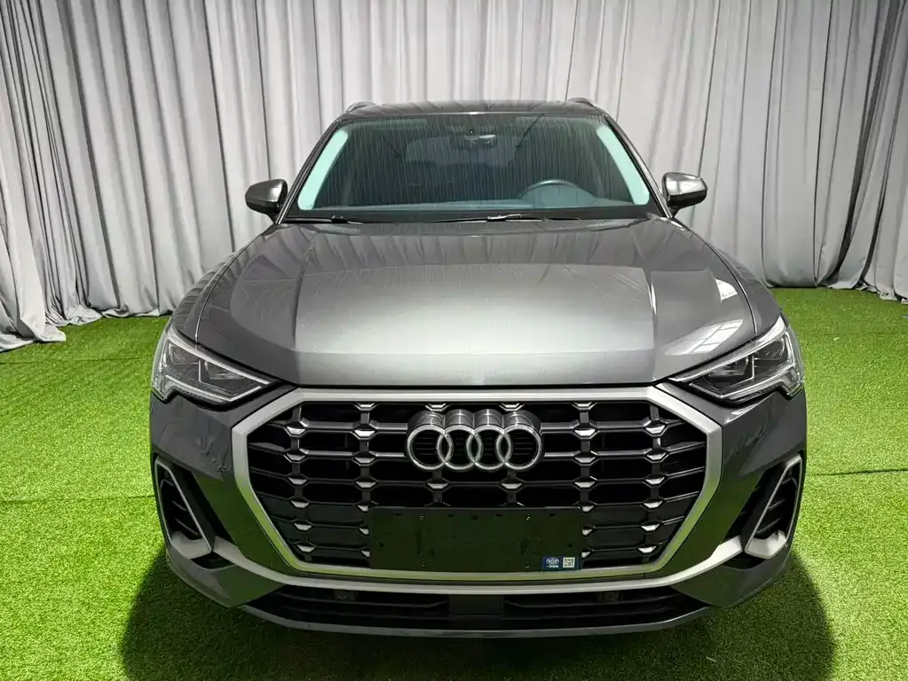 Audi Q3 — фото 5