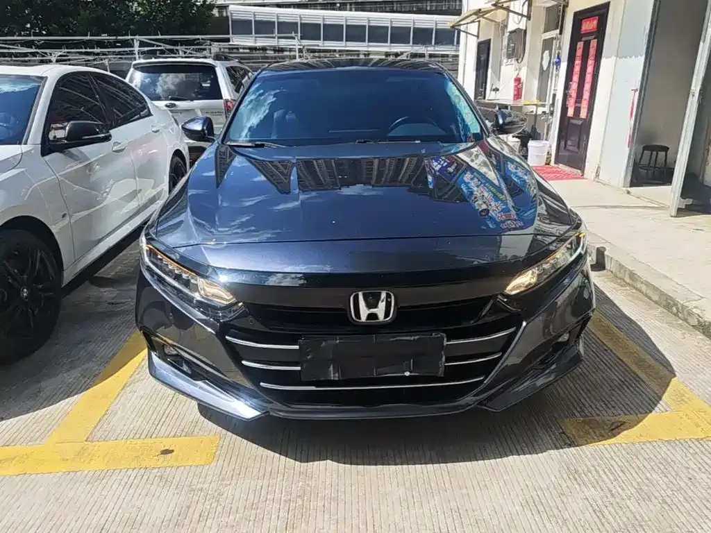 Honda Accord — фото 5