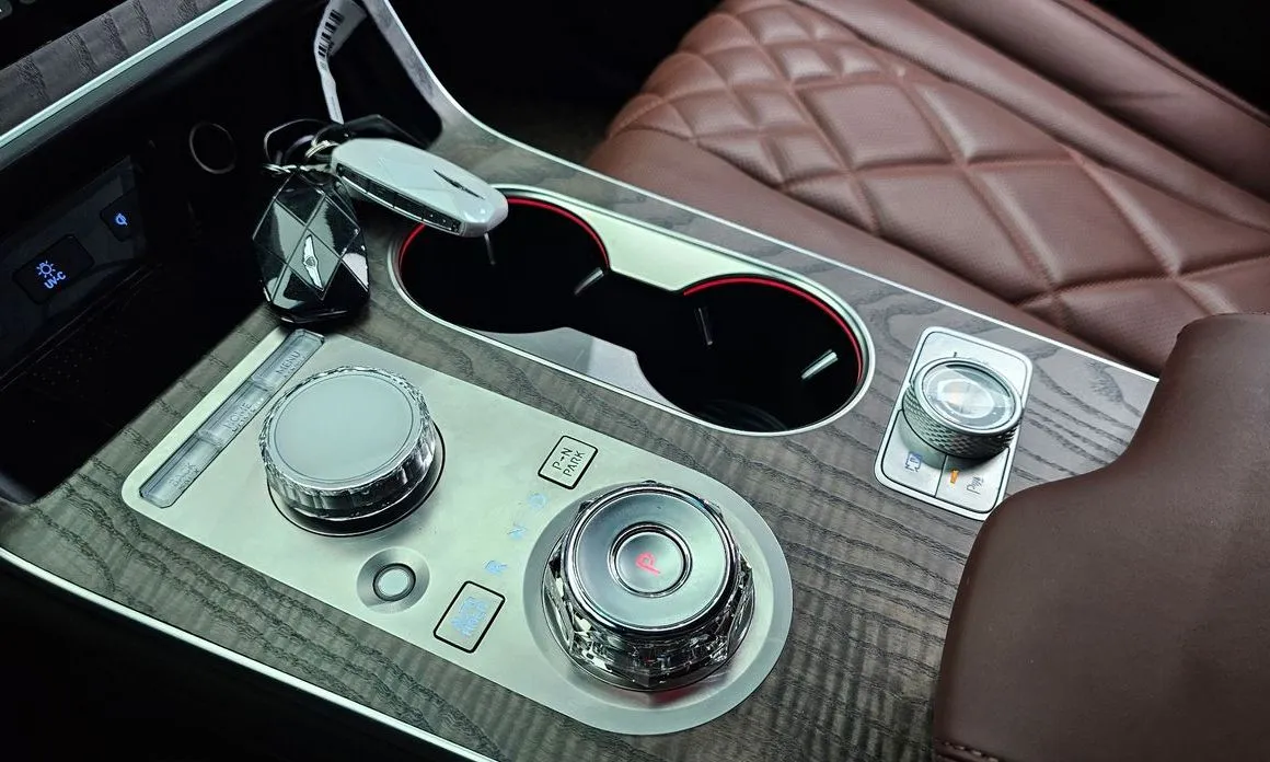 Genesis GV80 — фото 10
