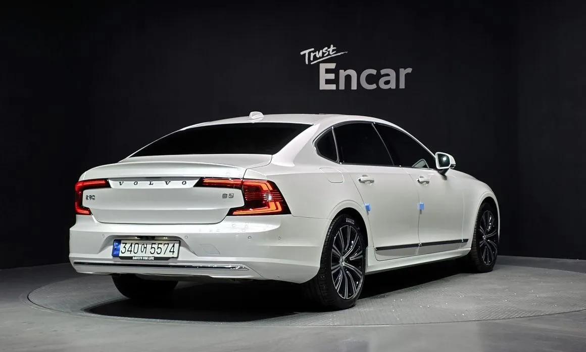 Volvo S90 — фото 5