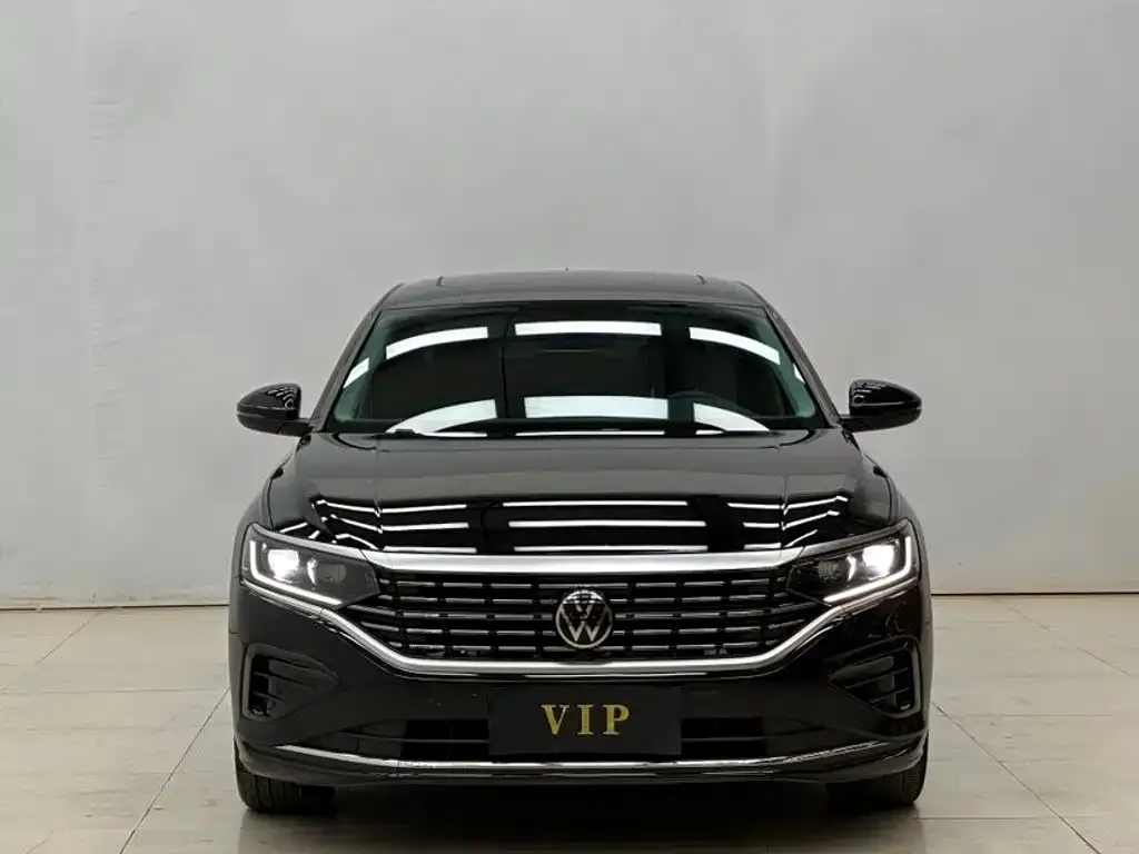 Volkswagen Passat — фото 5