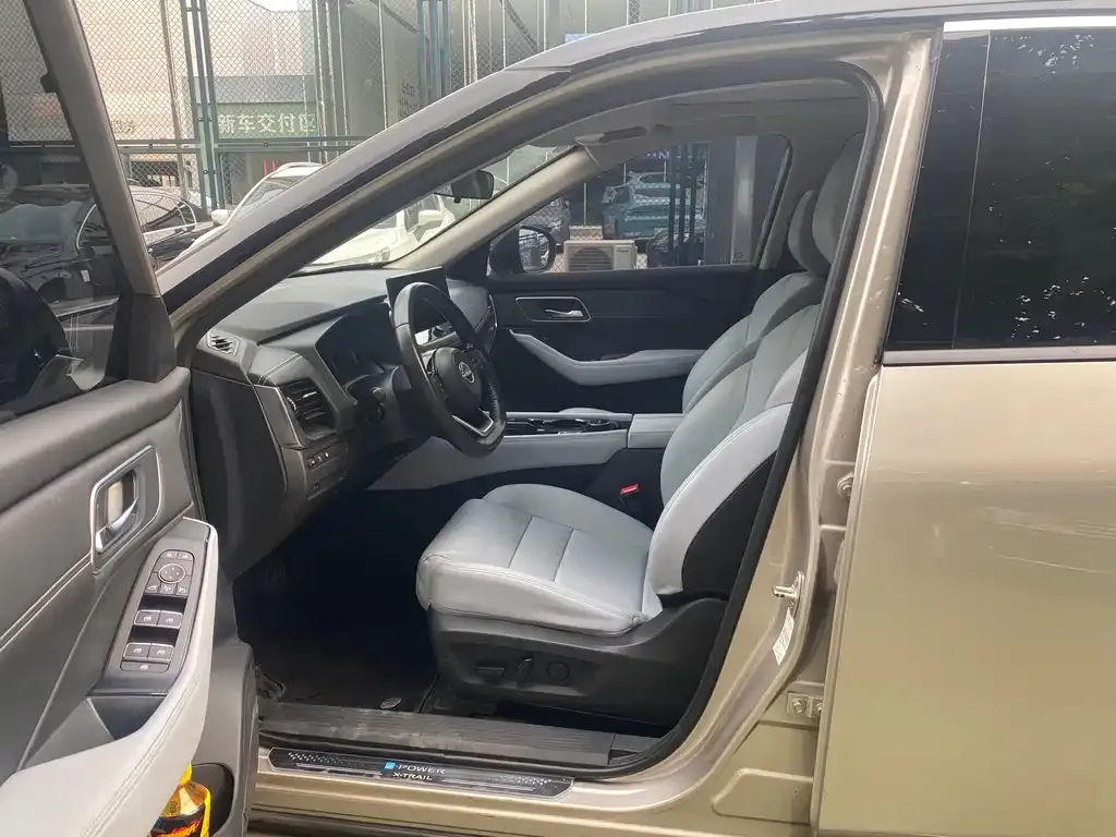 Nissan X-Trail — фото 2