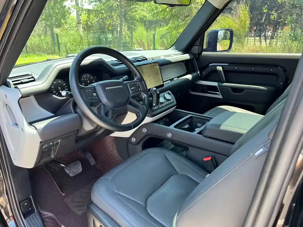 Land Rover Defender — фото 5