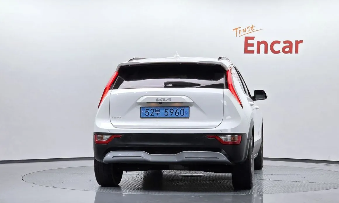Kia Niro — фото 10