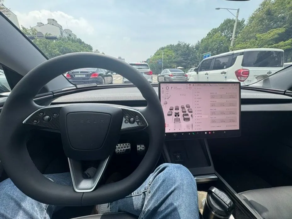 Tesla Model 3 — фото 3