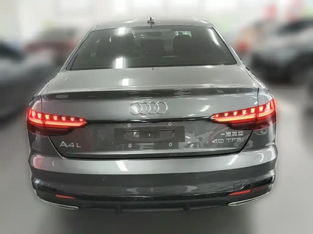 Audi A4L — фото 7