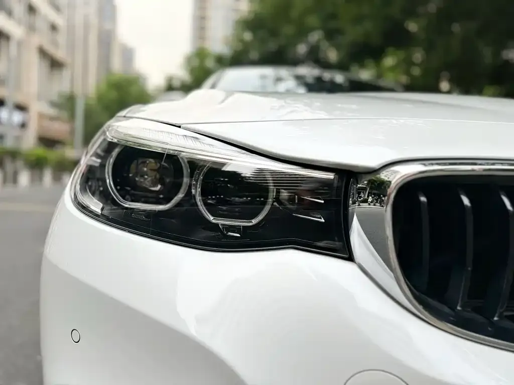 BMW 3 Series GT — фото 2