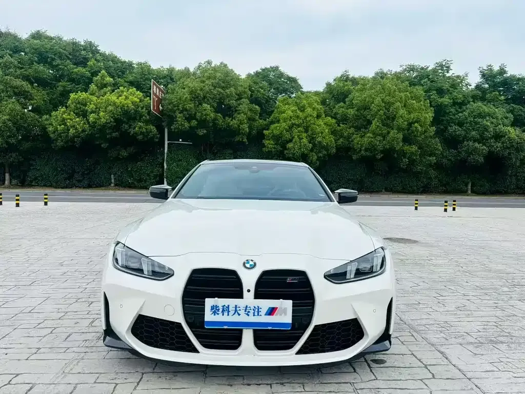BMW M4 — фото 1