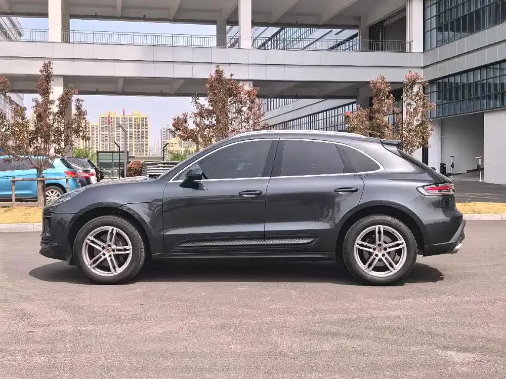 Porsche Macan — фото 9