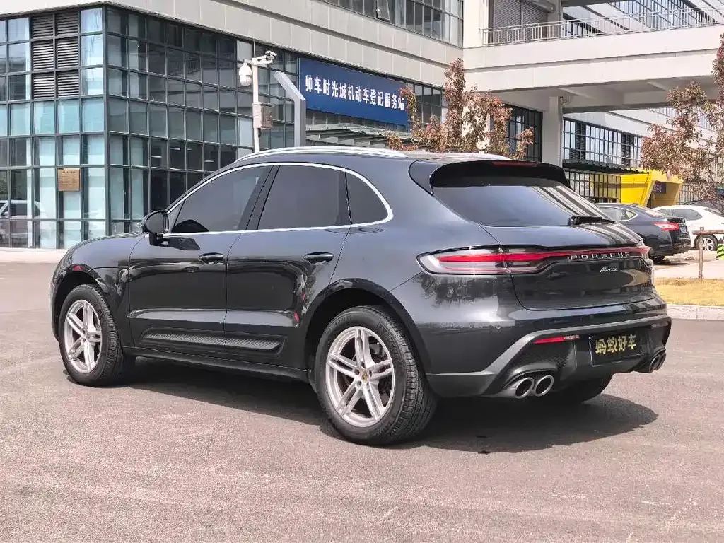 Porsche Macan — фото 7