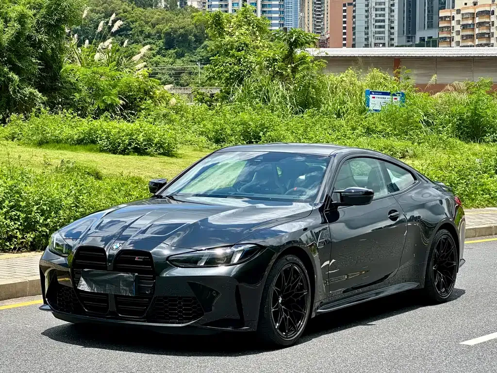 BMW M4 — фото 1