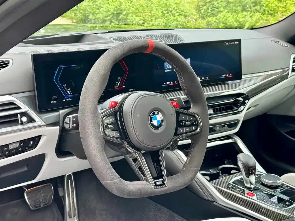 BMW M4 — фото 10
