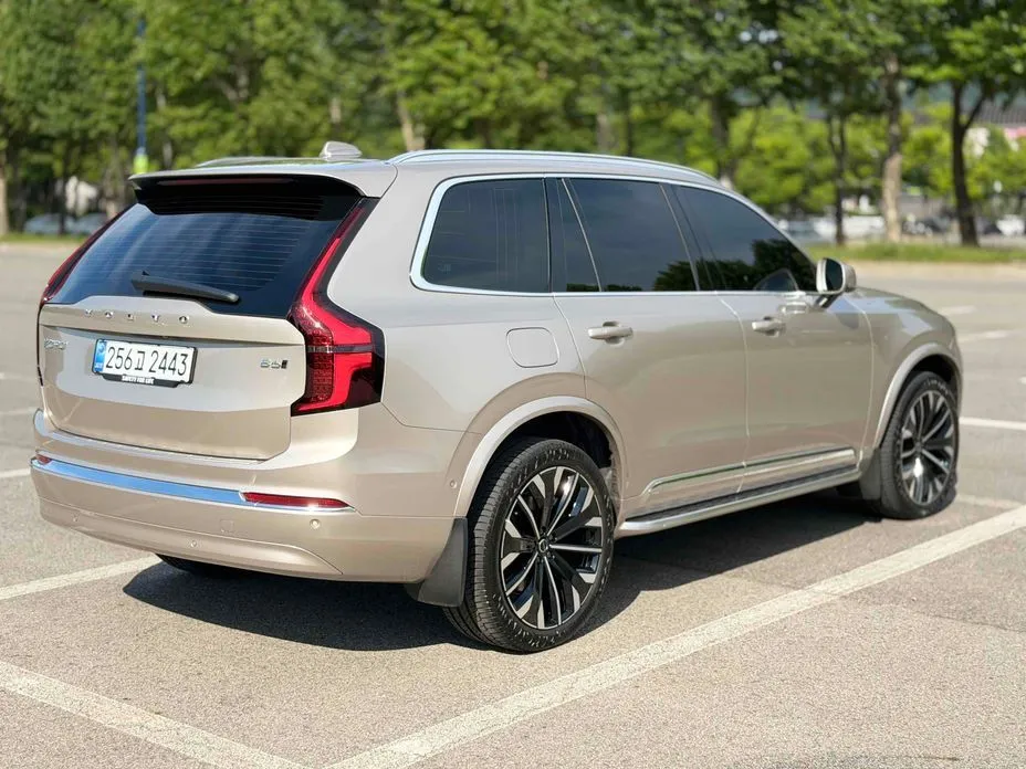 Volvo XC90 2026 из KR, фото 9