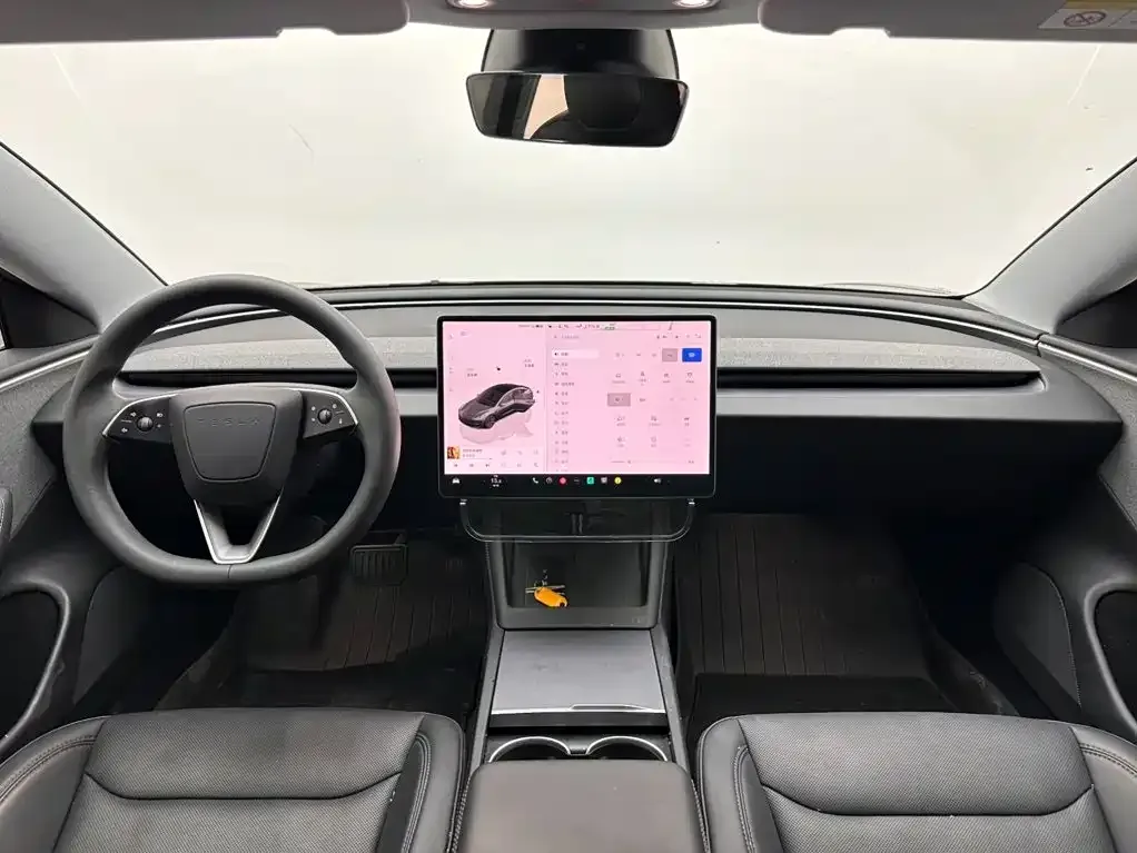 Tesla Model 3 — фото 6