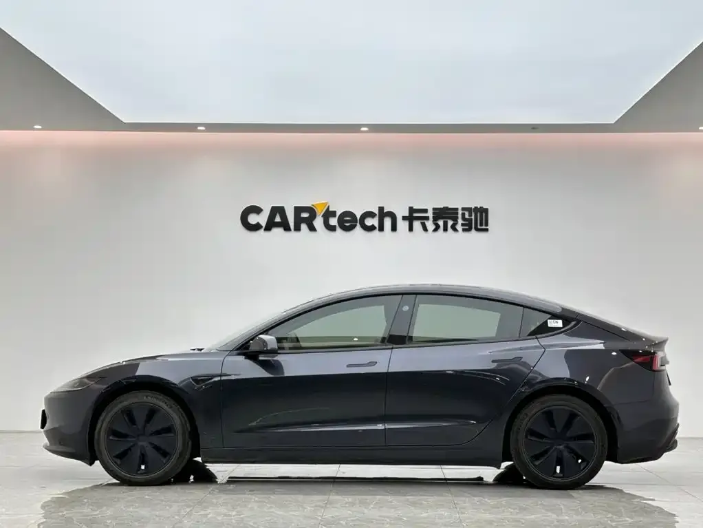 Tesla Model 3 — фото 4