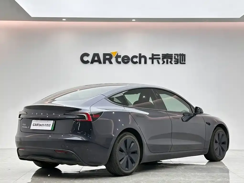 Tesla Model 3 — фото 3