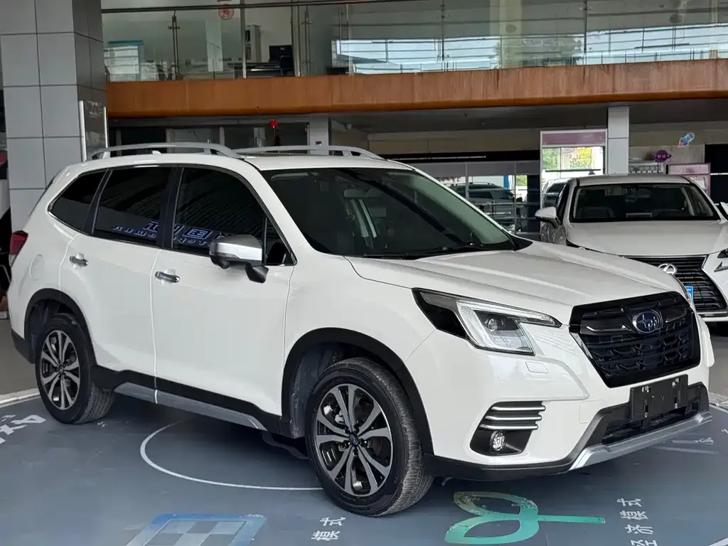 Subaru Forester — фото 5
