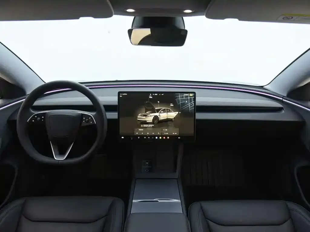Tesla Model 3 — фото 7
