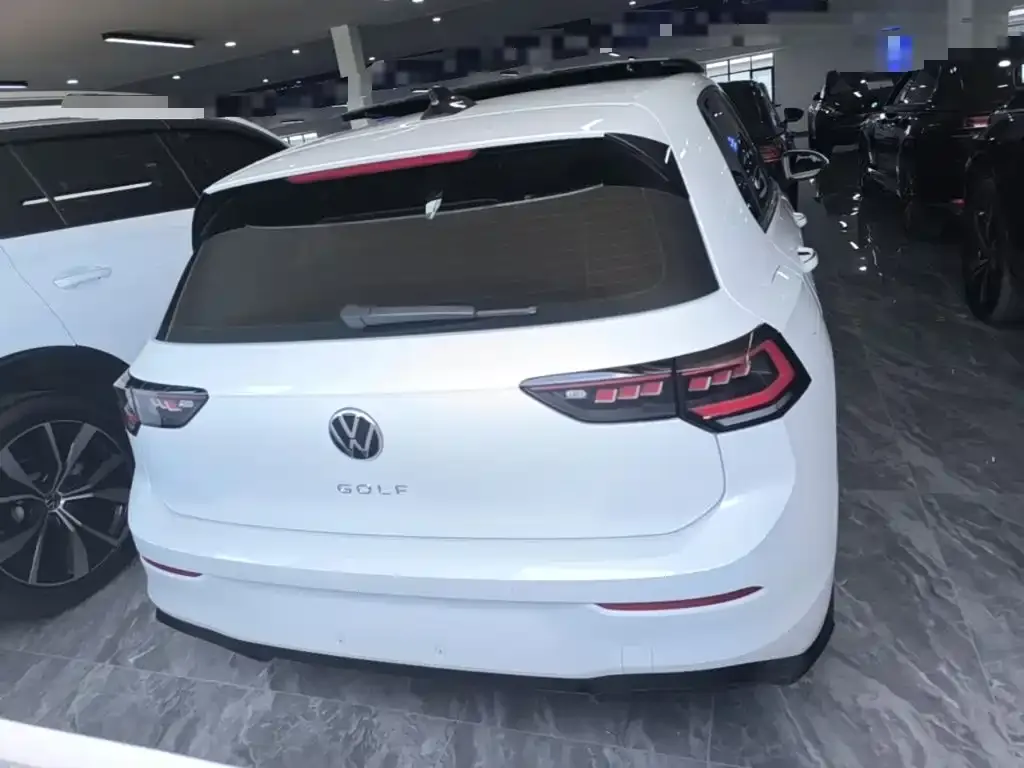 Volkswagen Golf — фото 5