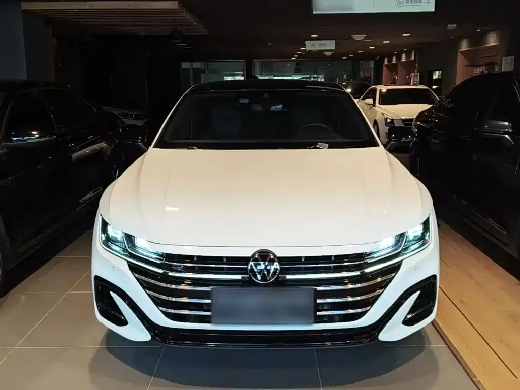 Volkswagen CC — фото 3