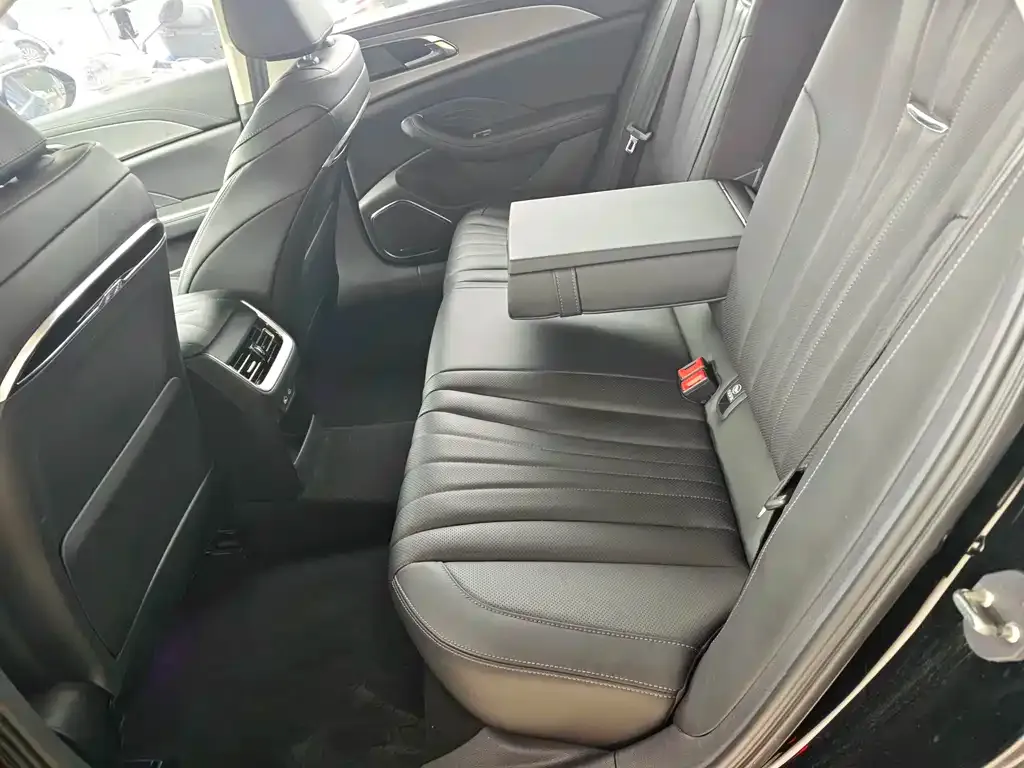 Hongqi H5 2024 из CN, фото 3
