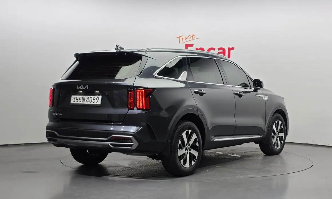 Kia Sorento — фото 6