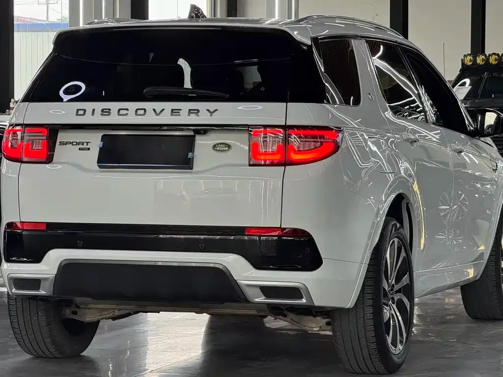 Land Rover Discovery Sport — фото 10