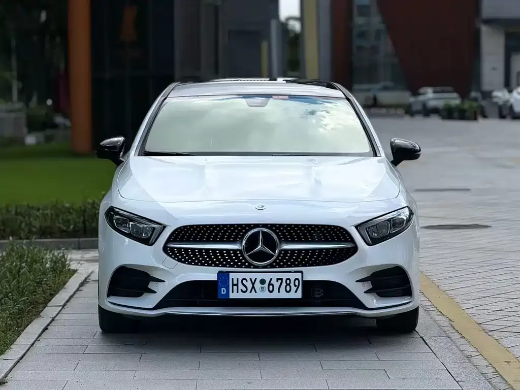 Mercedes-Benz A-Class — фото 8