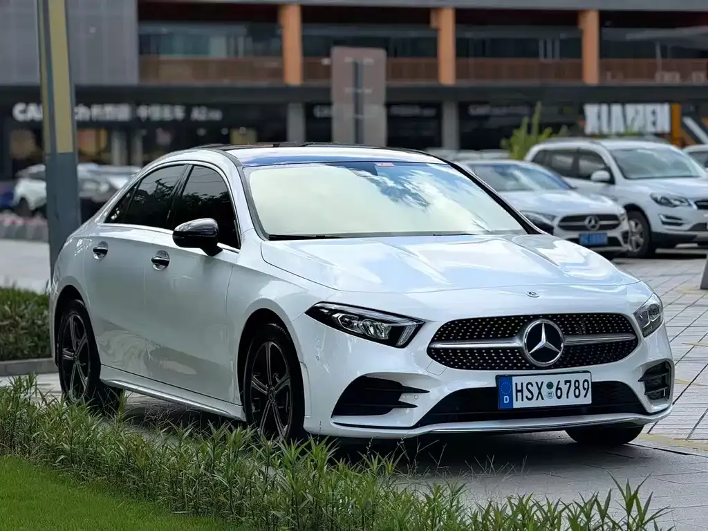 Mercedes-Benz A-Class — фото 4