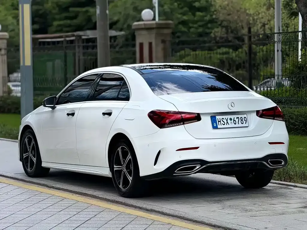 Mercedes-Benz A-Class — фото 9