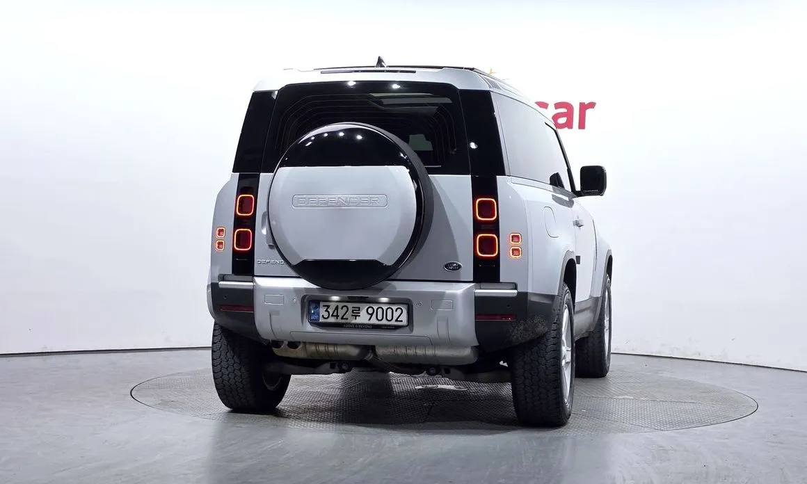 Land Rover Defender — фото 4