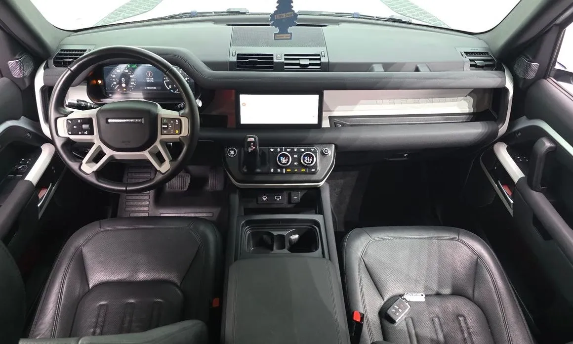 Land Rover Defender — фото 9