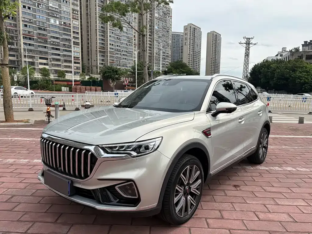 Hongqi HS5 — фото 1