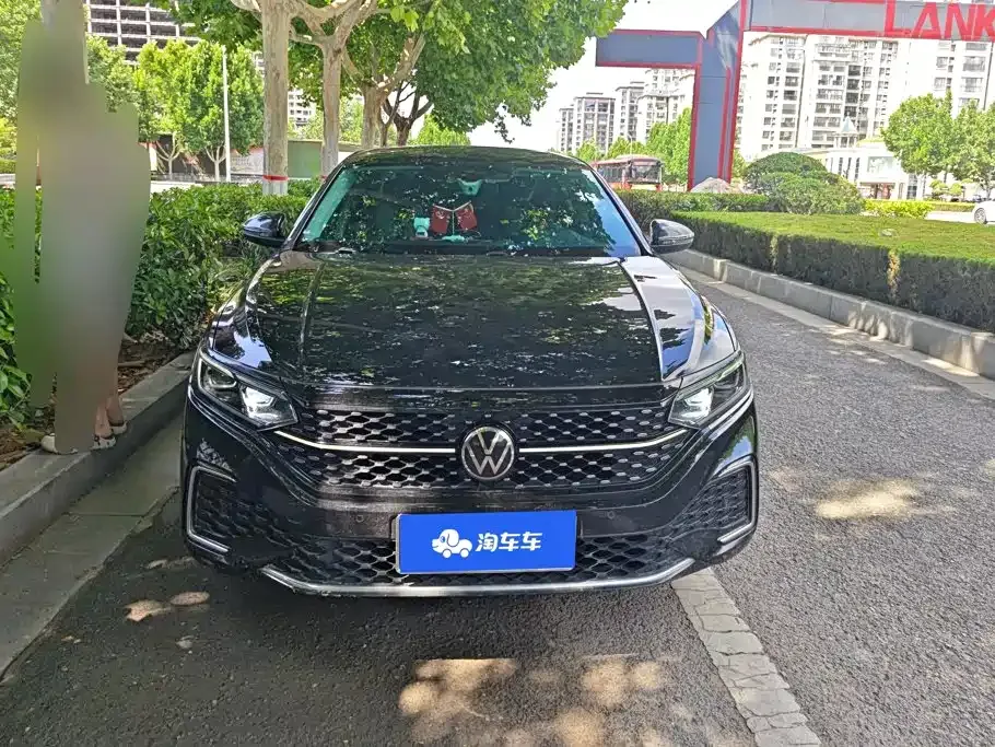 Volkswagen Passat — фото 10