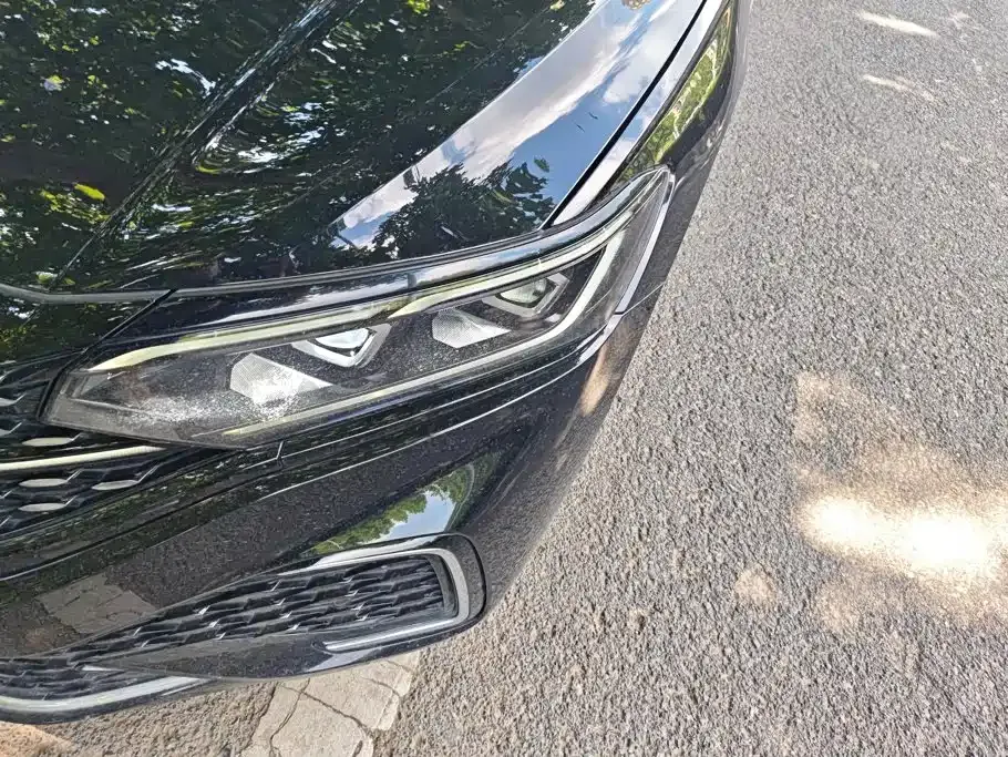 Volkswagen Passat — фото 9
