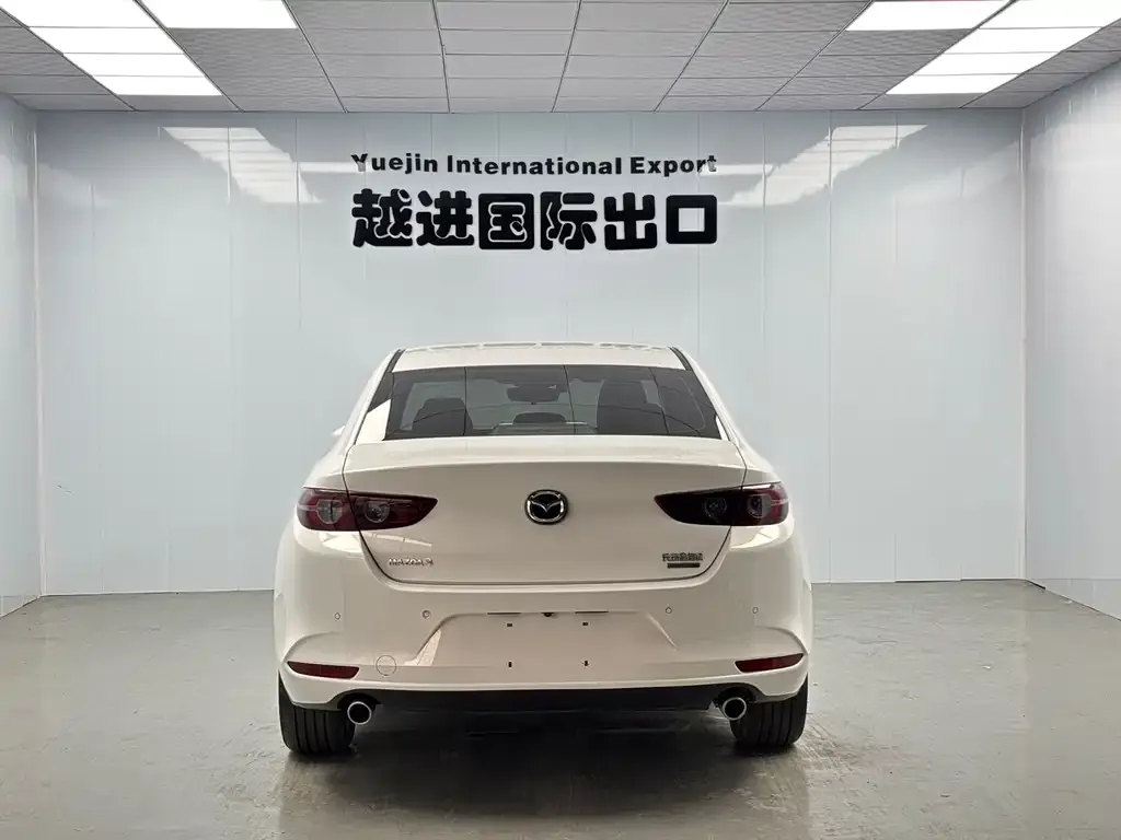 Mazda 3 Axela — фото 2