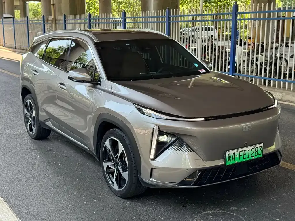 Geely Galaxy L7 — фото 10