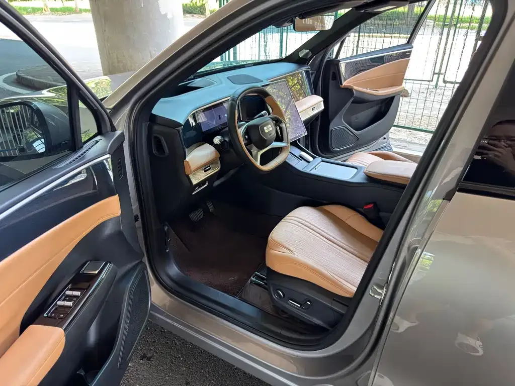 Geely Galaxy L7 — фото 4