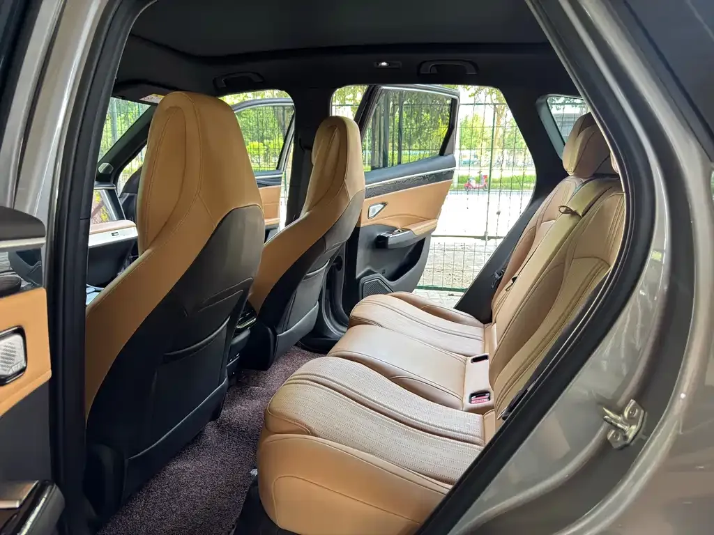 Geely Galaxy L7 — фото 2