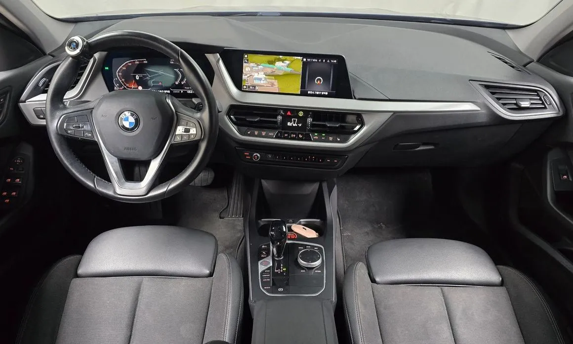 BMW 1-Series 2021 из KR, фото 9