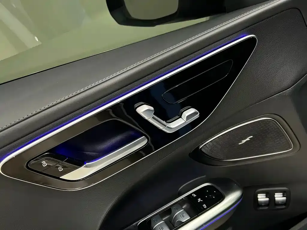 Mercedes-Benz C-Class New Energy — фото 8