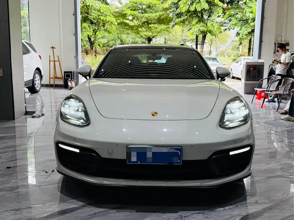 Porsche Panamera — фото 5