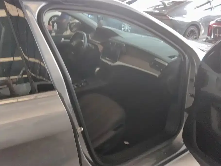 Peugeot 408 2024 из CN, фото 9