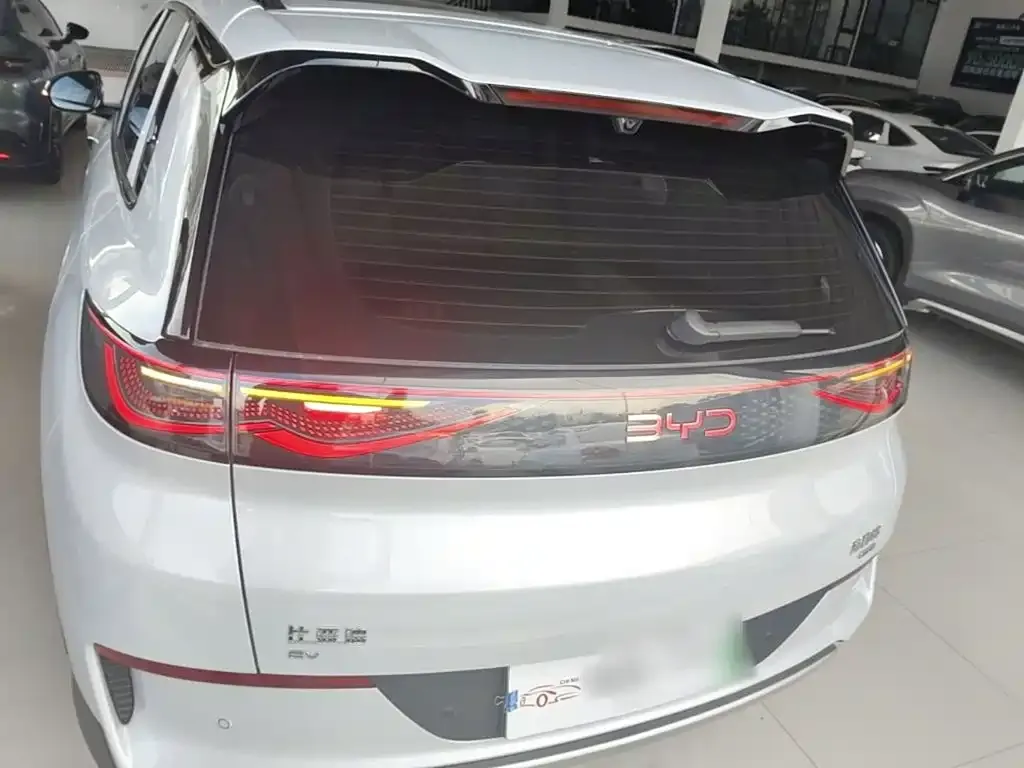 BYD Hiace 05 EV — фото 4