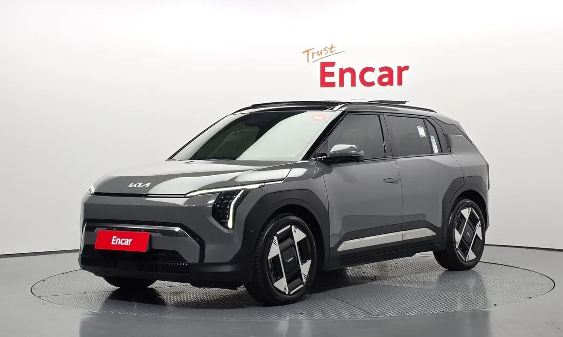 Kia EV3 — фото 1