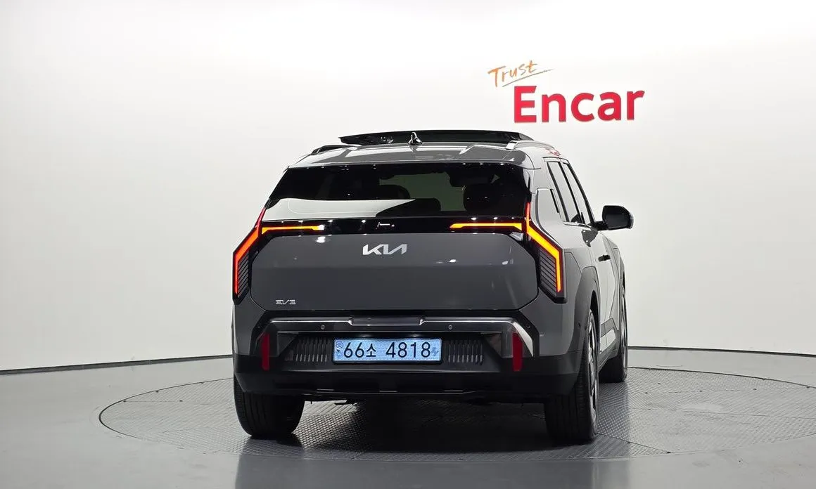 Kia EV3 — фото 3